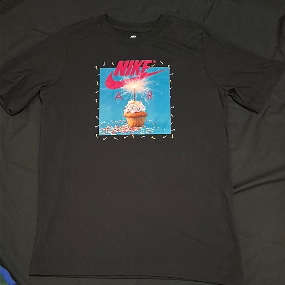Nike Kids Graphic T-Shirts - Assorted Colors - Size XL - Picture 4 of 6